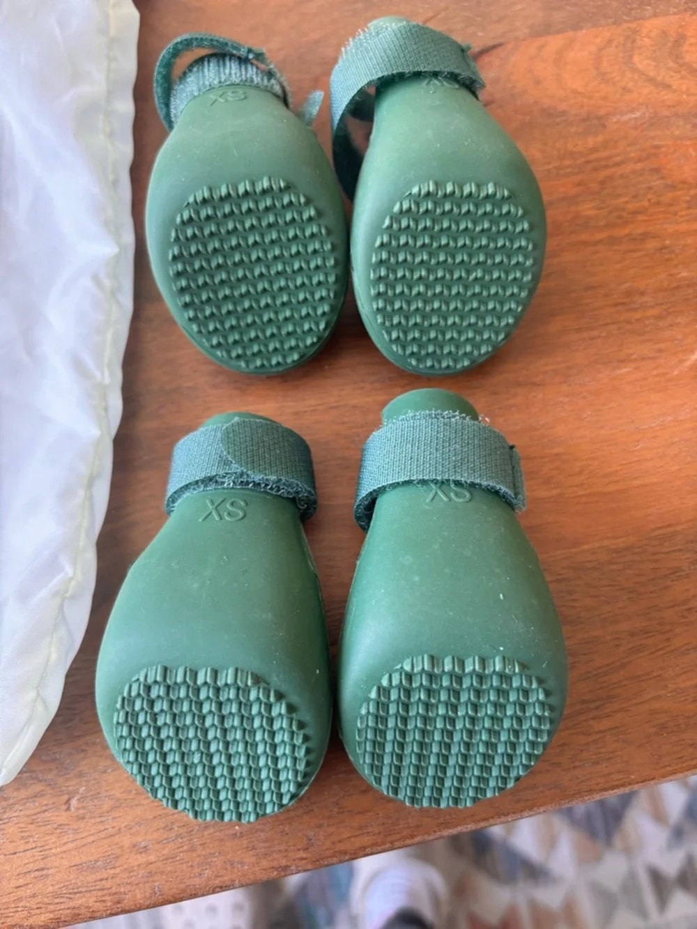 Wagwear Wagwellies Green Dog Boots - XS Waterproof Paw Protectors - Picture 3 of 6